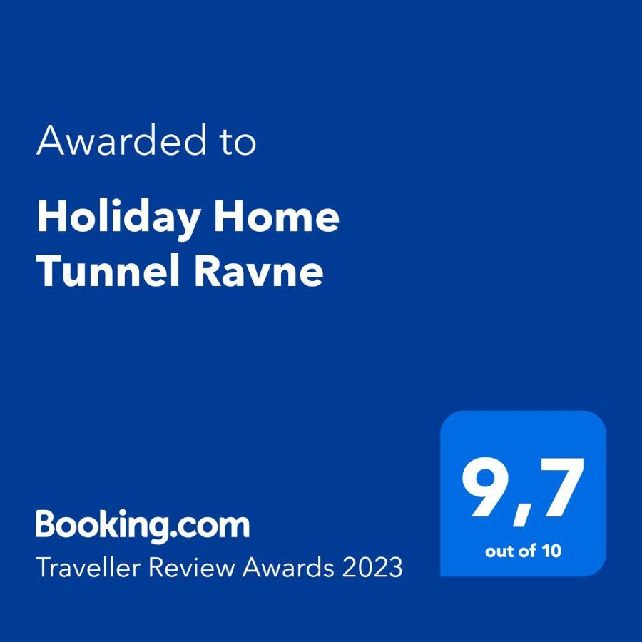 Holiday Home Tunnel Ravne Високо Экстерьер фото