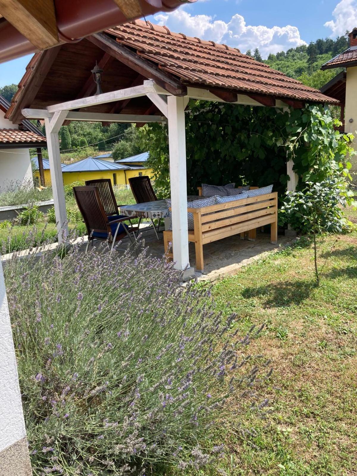 Holiday Home Tunnel Ravne Високо Экстерьер фото